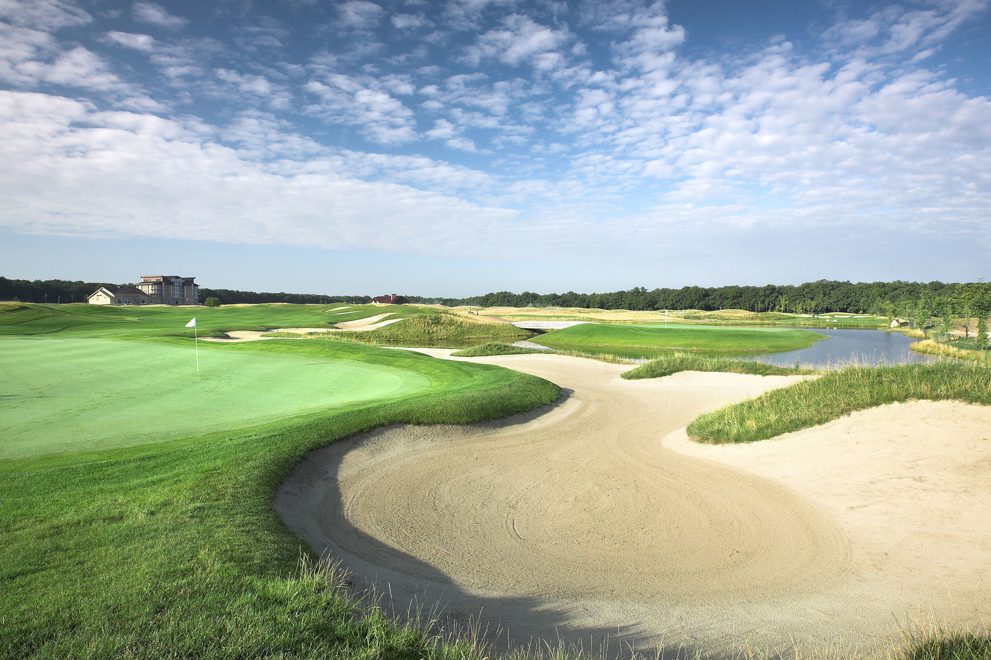 Superior Golf And Spa Resort Kharkiv Extérieur photo