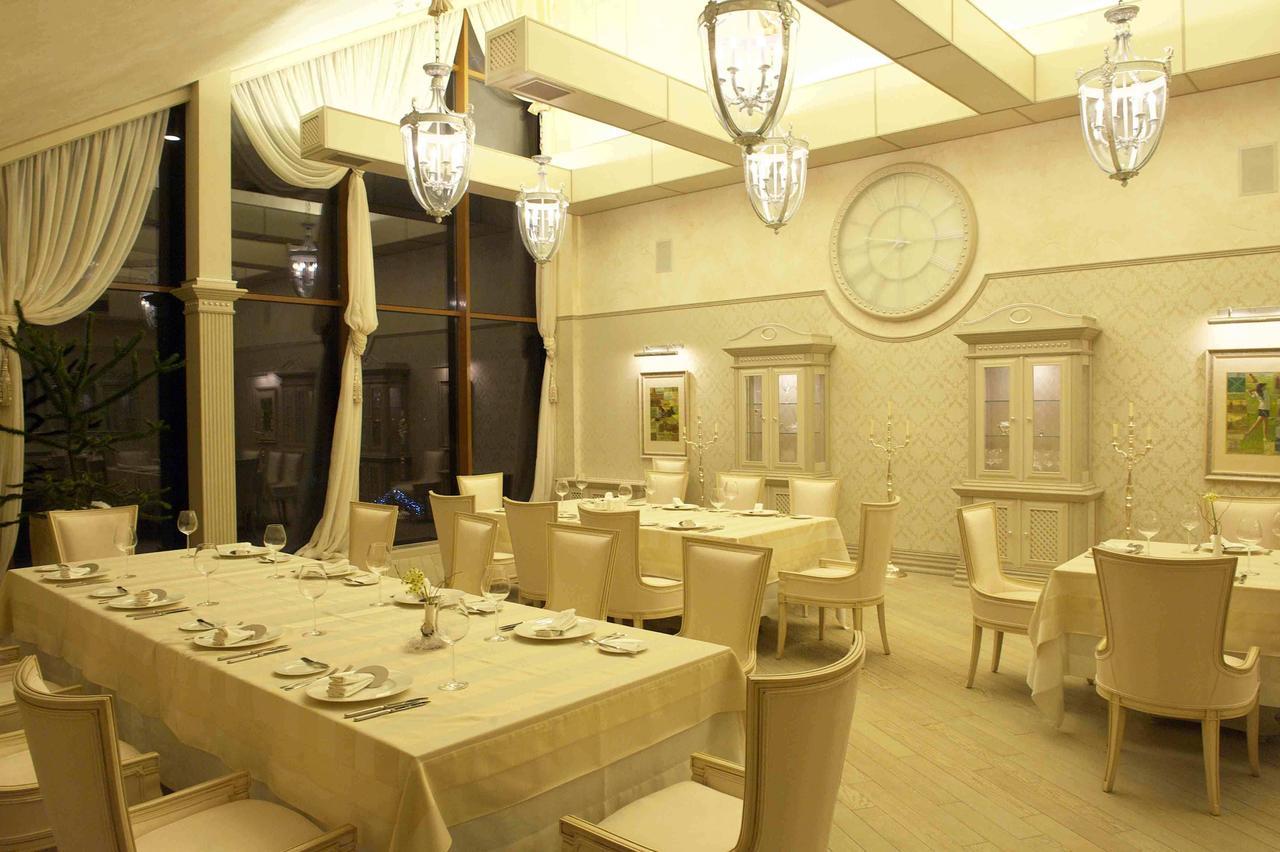 Superior Golf And Spa Resort Kharkiv Extérieur photo