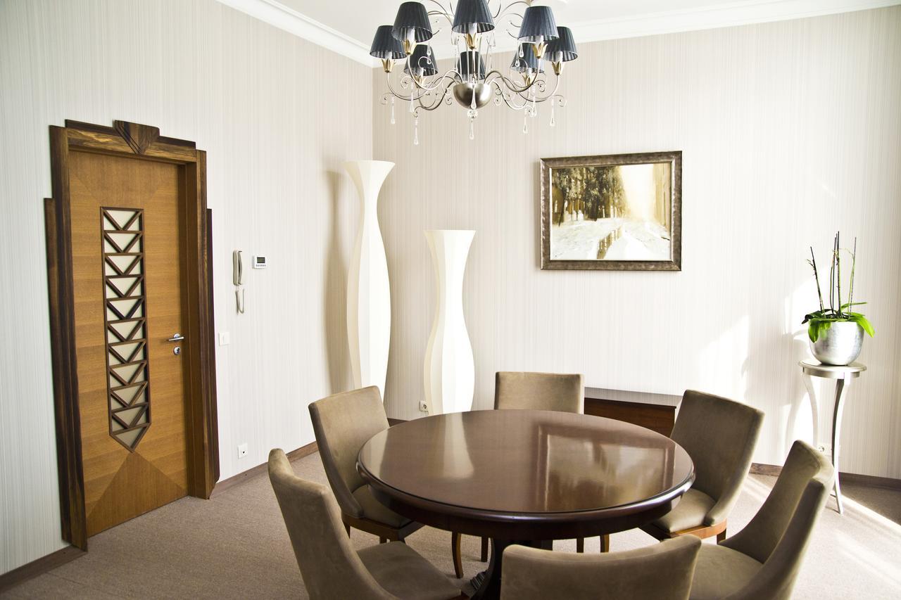 Superior Golf And Spa Resort Kharkiv Extérieur photo