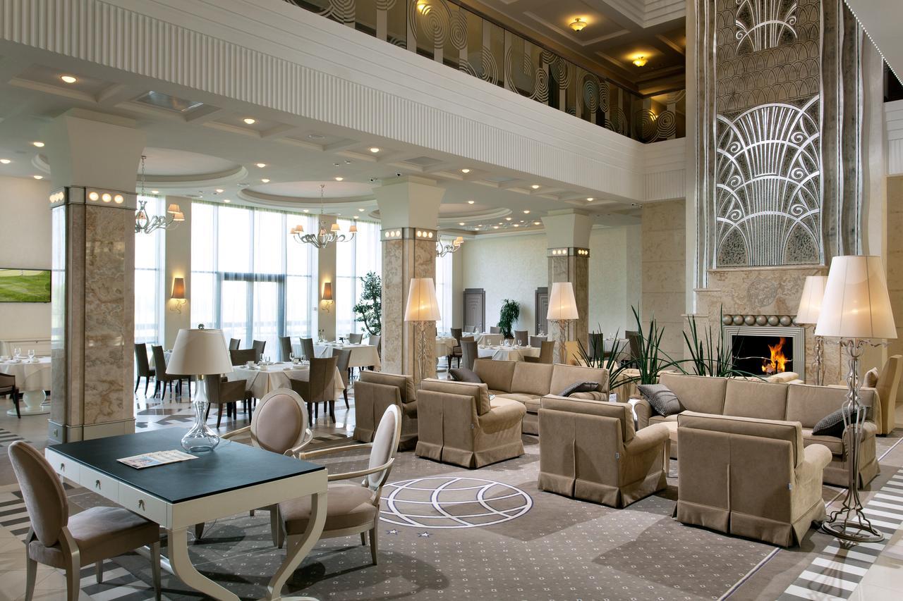 Superior Golf And Spa Resort Kharkiv Extérieur photo