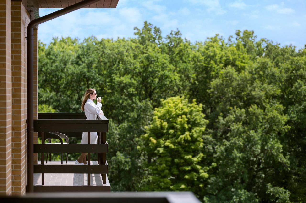 Superior Golf And Spa Resort Kharkiv Extérieur photo