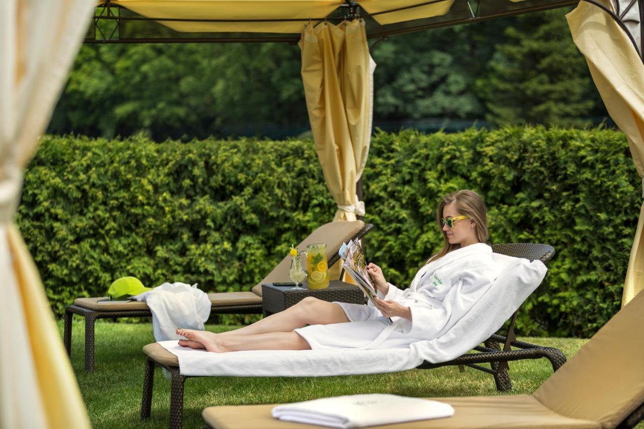 Superior Golf And Spa Resort Kharkiv Extérieur photo
