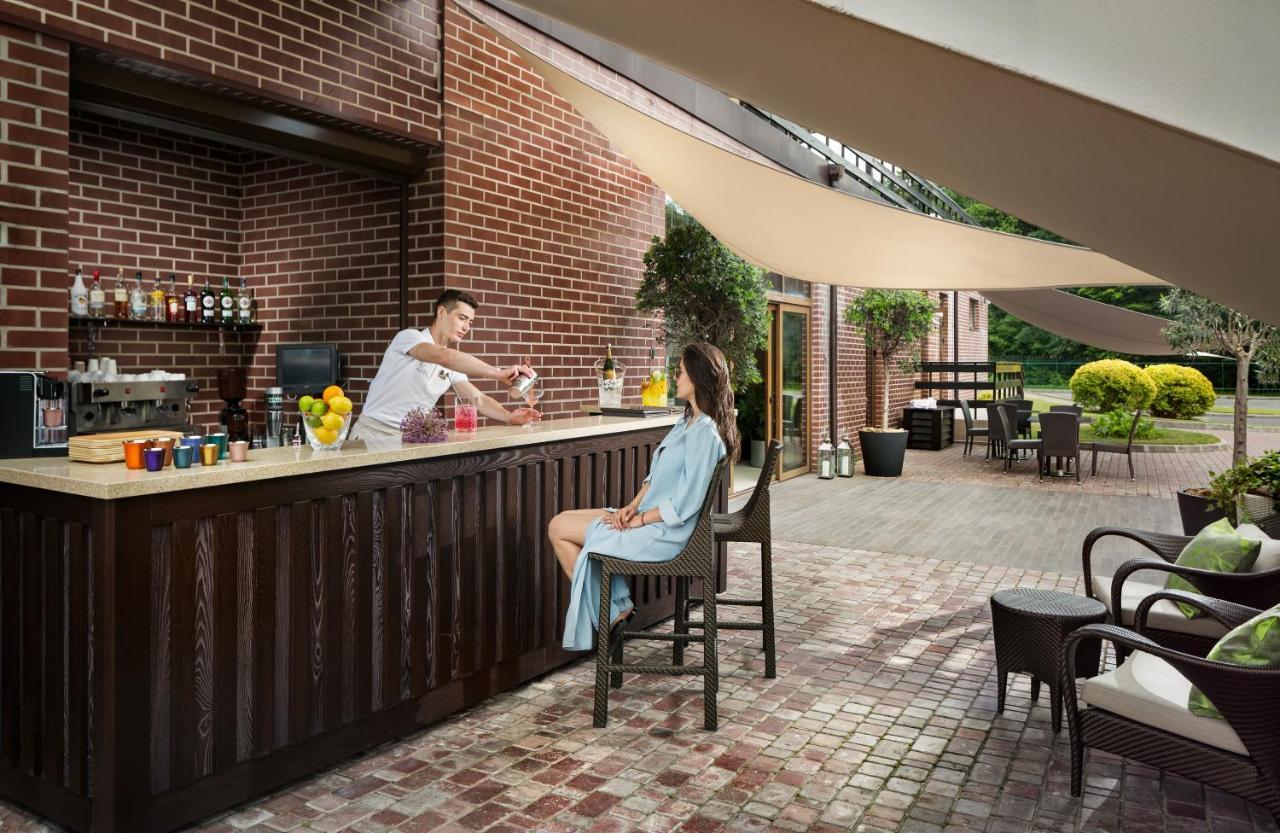 Superior Golf And Spa Resort Kharkiv Extérieur photo